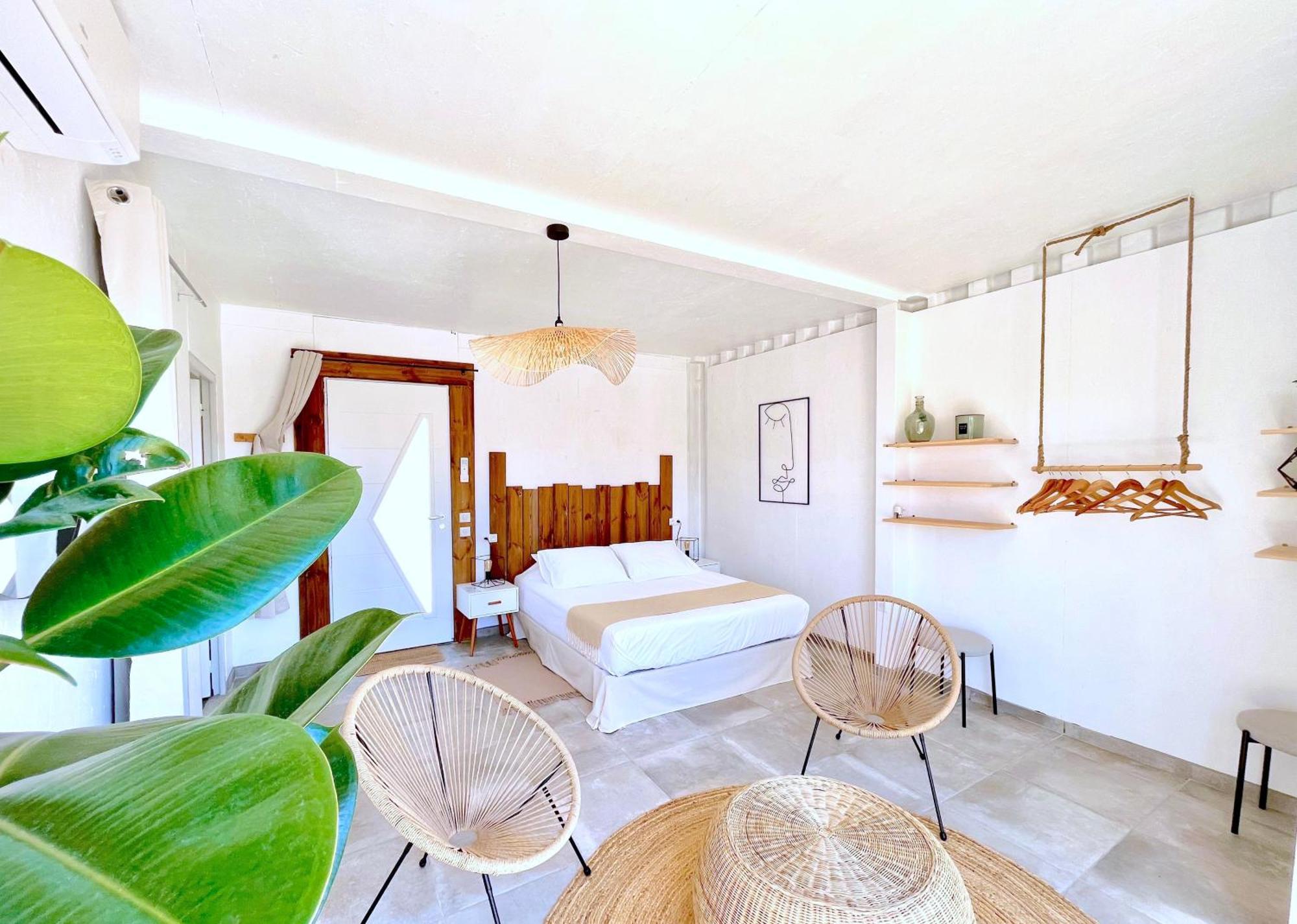 Nuiki Lodges - Chambres D'Hotes Montségur-sur-Lauzon Dış mekan fotoğraf