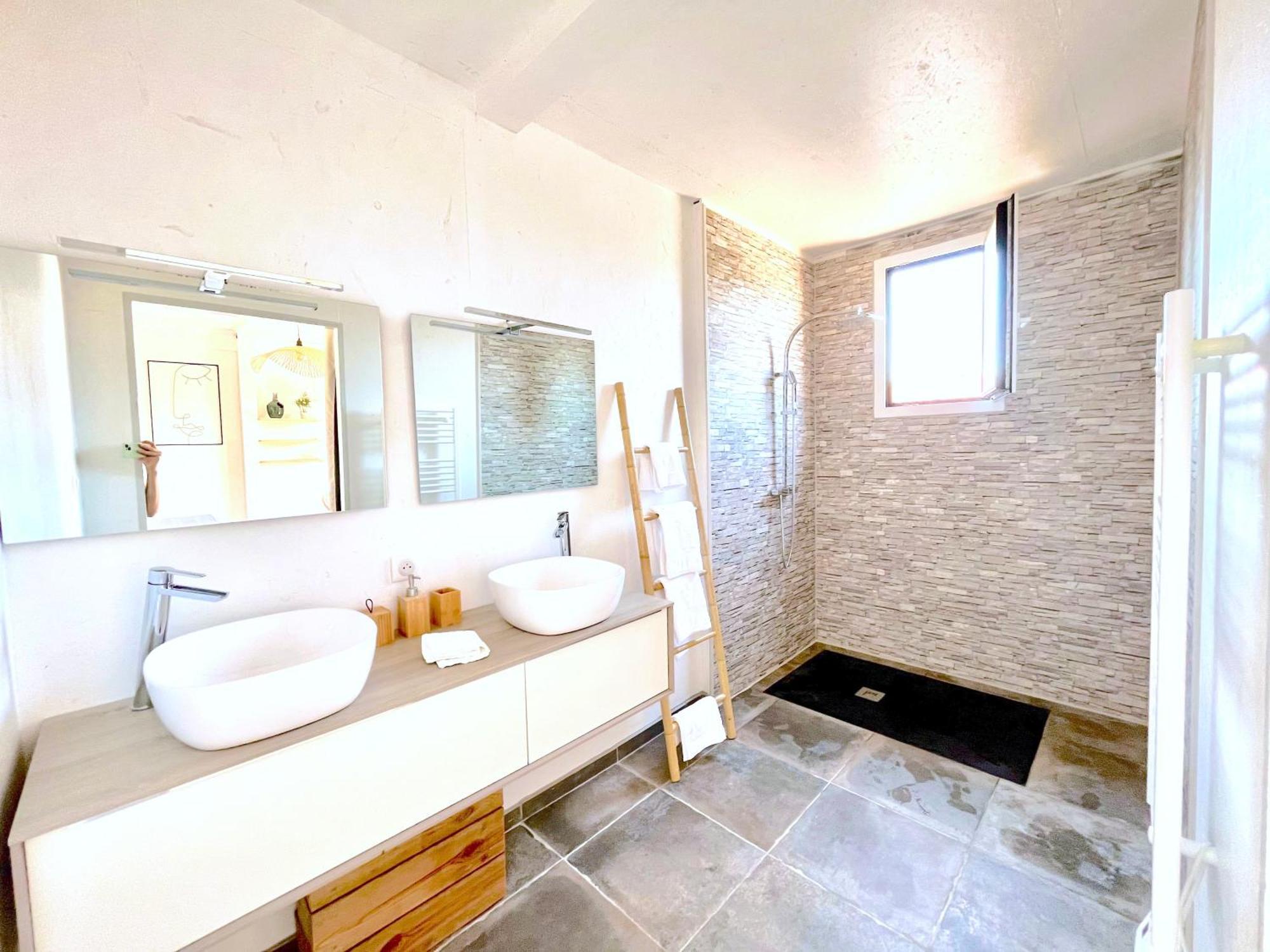 Nuiki Lodges - Chambres D'Hotes Montségur-sur-Lauzon Dış mekan fotoğraf